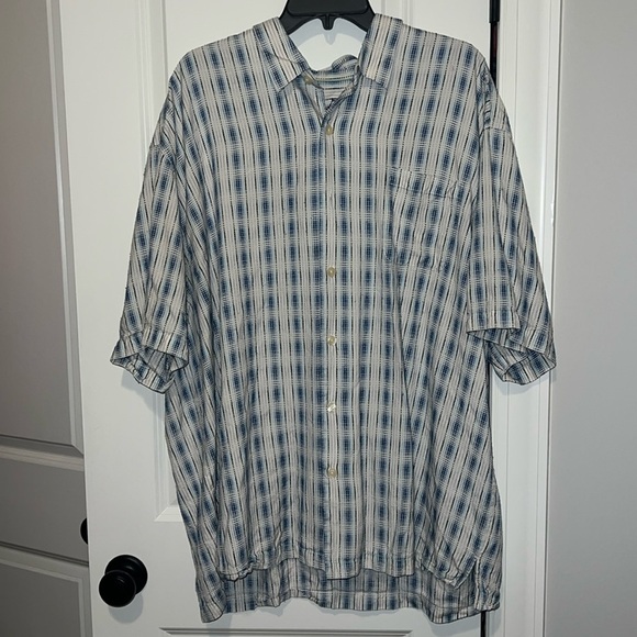 100% Silk Tommy Bahama size XXL Coastal Button Down Shirt perfect for vacation! - Picture 1 of 7